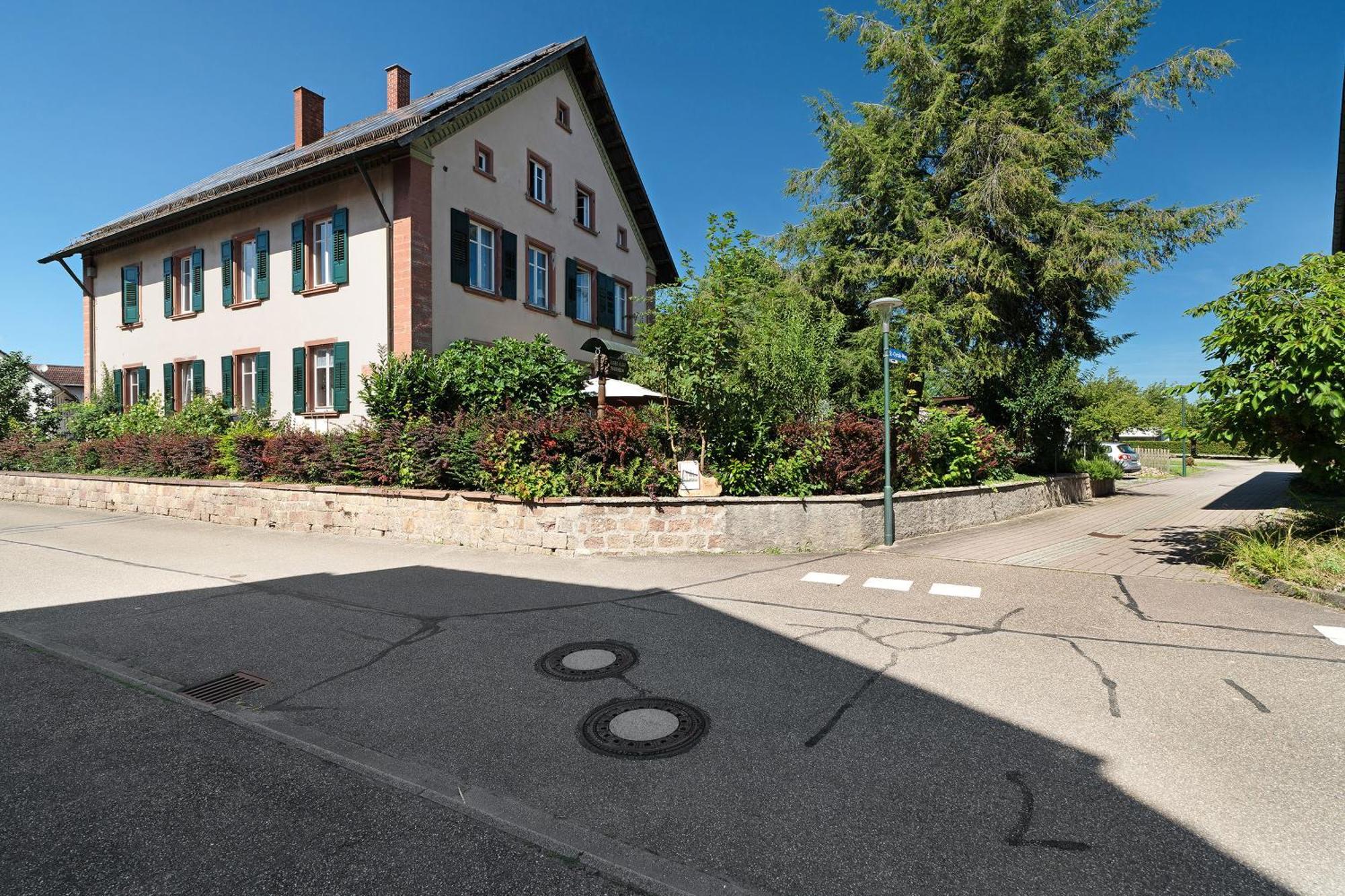 Sabine Proft Hotel Weier Exterior photo